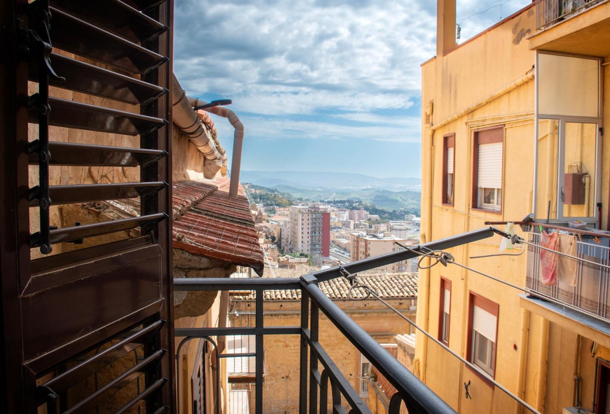 Urban Chic Apartment Agrigento Bagian luar foto